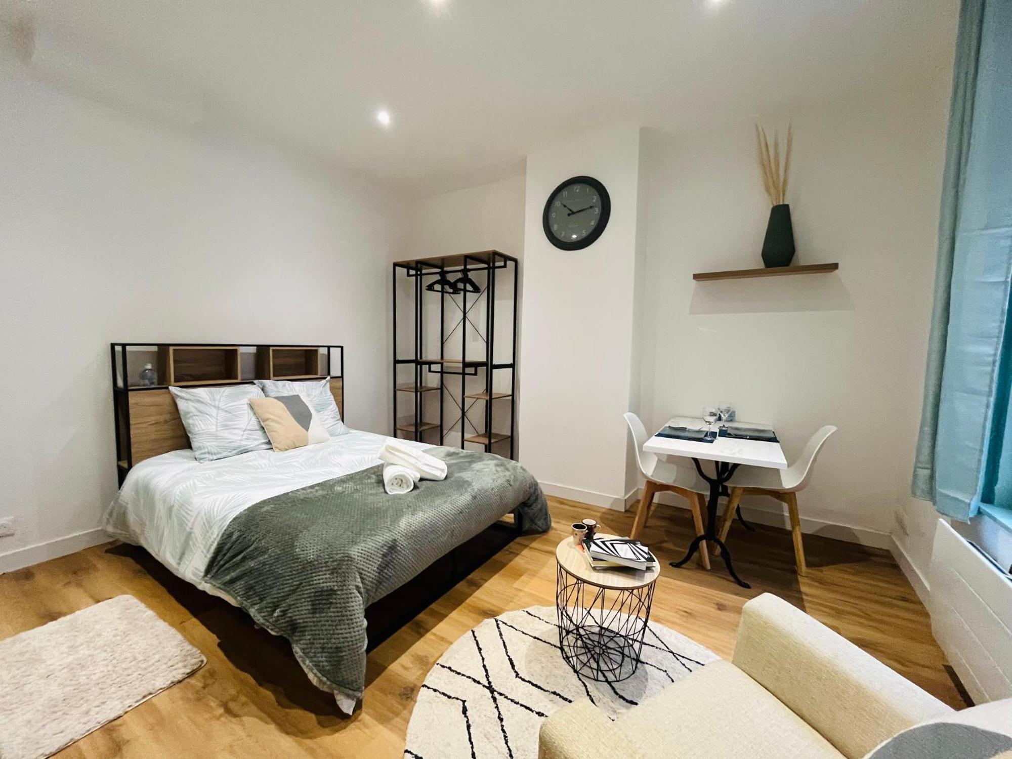 La Ruche Arrageoise - Parking Gratuit - Cozy - Grand Lit - Long Sejour Apartamento Arras Exterior foto
