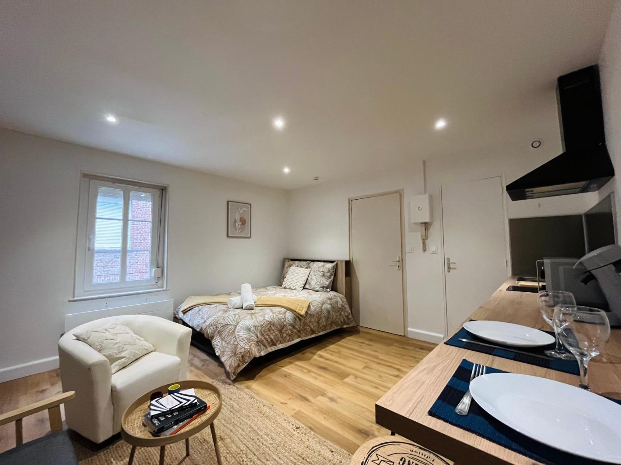 La Ruche Arrageoise - Parking Gratuit - Cozy - Grand Lit - Long Sejour Apartamento Arras Exterior foto