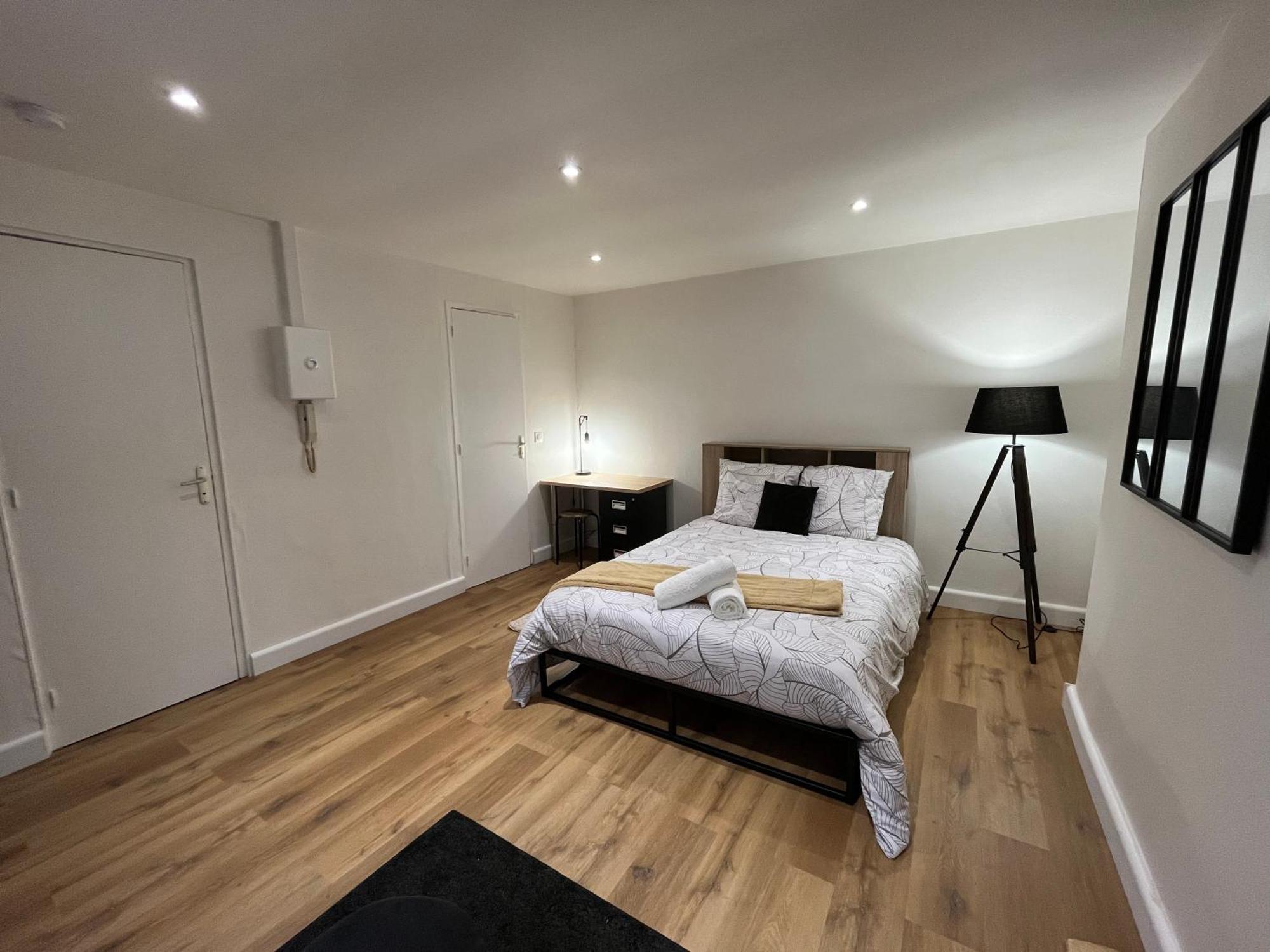 La Ruche Arrageoise - Parking Gratuit - Cozy - Grand Lit - Long Sejour Apartamento Arras Exterior foto